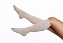 Wie orthopädische Kompressionsstrümpfe die Beine gesund und fit halten